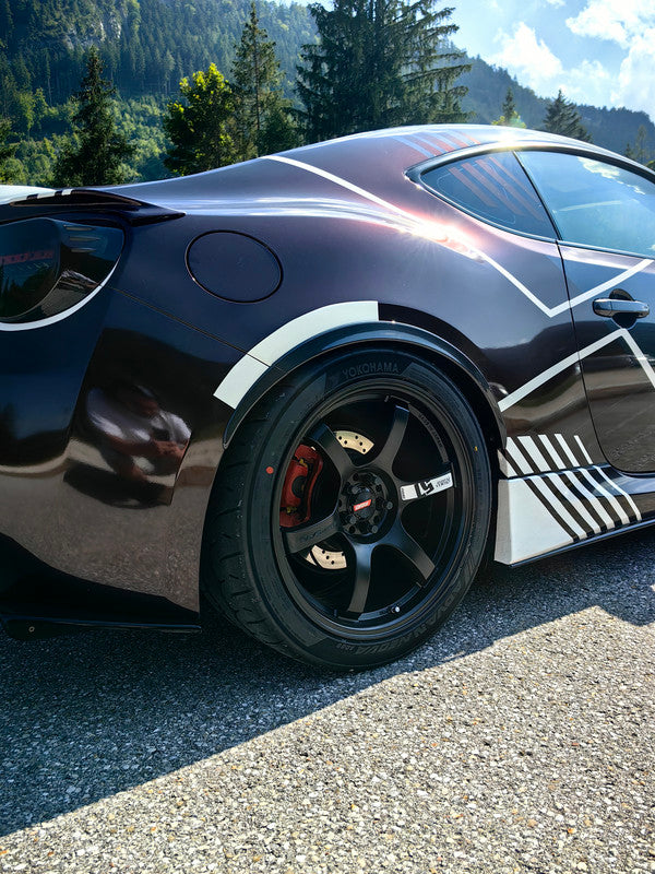 Parafanghi TRD anteriori e posteriori | GT 86 VFL (12-16) | *Primerizzati*
