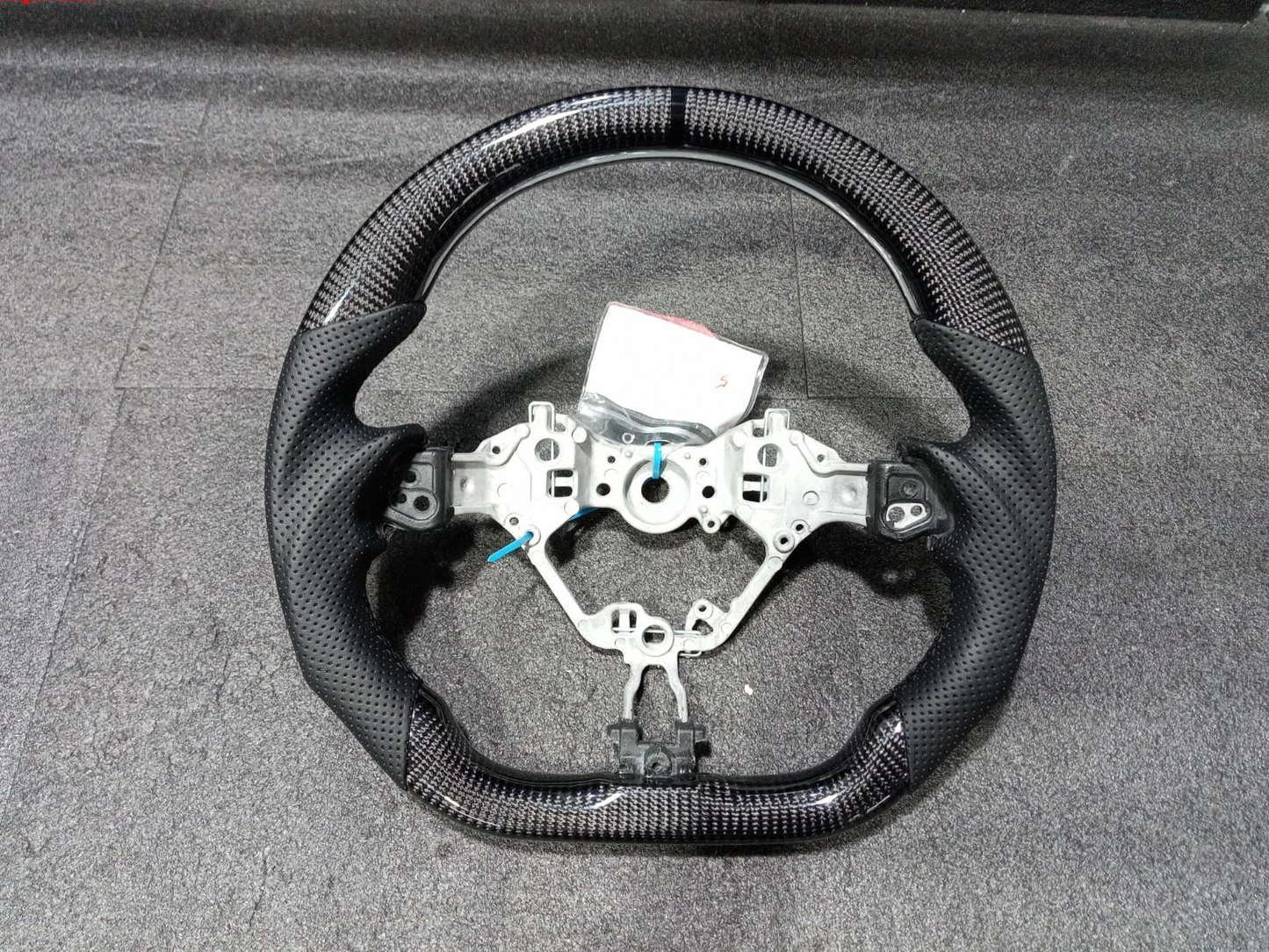 GreenFuchs | Carbon/Alcantara Lenkrad | GT86 & BRZ I