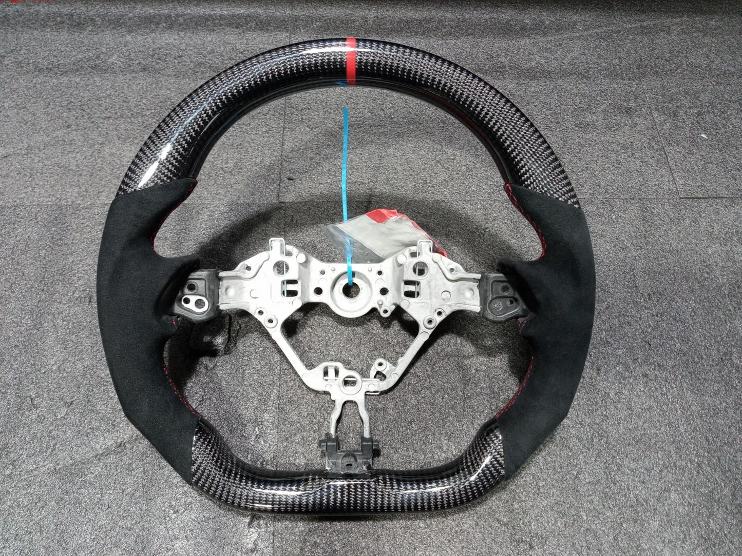 GreenFuchs | Carbon/Alcantara Lenkrad | GT86 & BRZ I